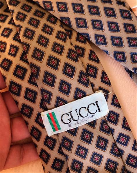 gravata gucci|gucci boutique bag.